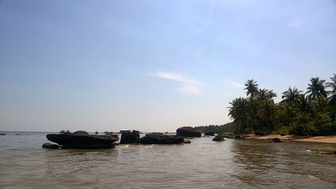 Vẻ đẹp của bãi Thơm. Vẻ đẹp của bãi Thơm.